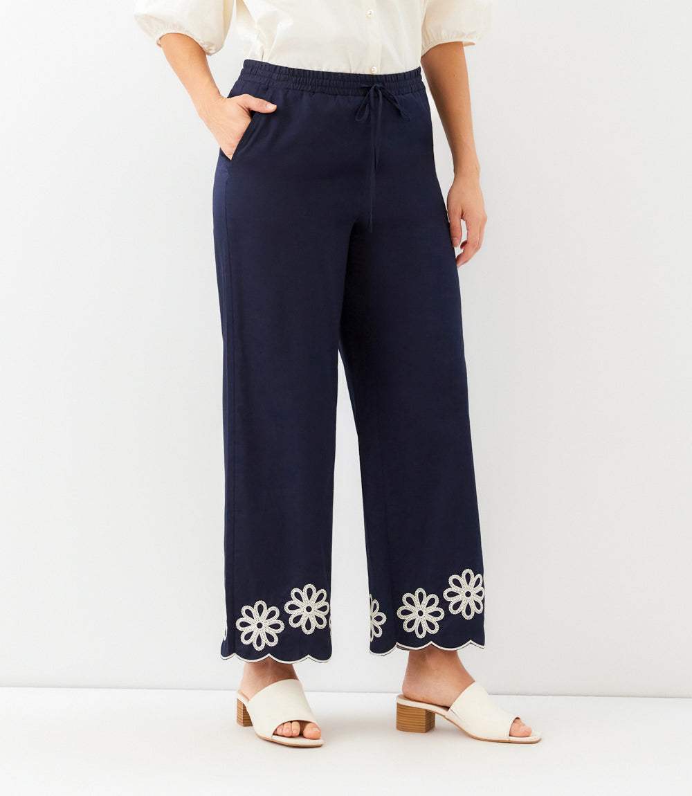 Scallop Drawstring Pants