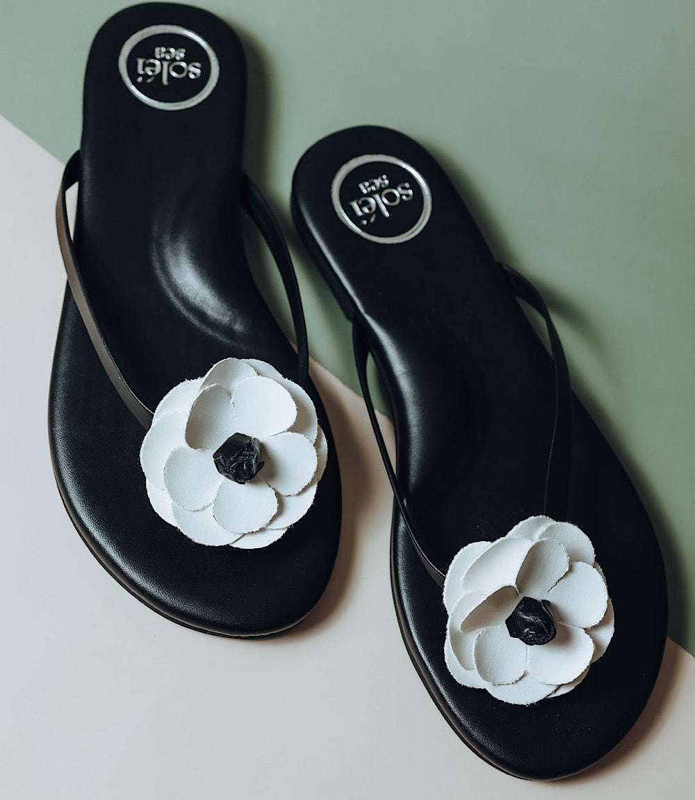Solei Sea Valentina Flower Thong Sandals